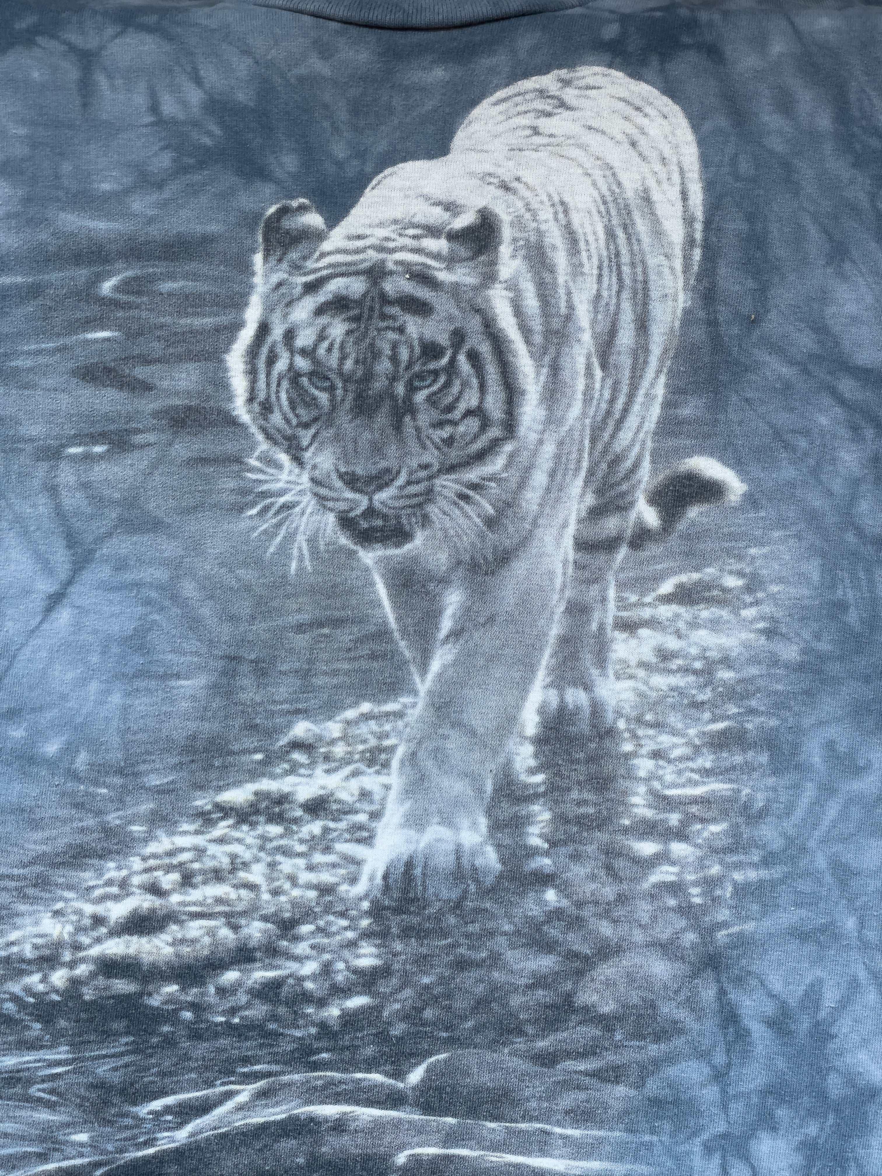 2004 White Tiger Nature Tie Dye Shirt | Men's 100% Cotton L Short Sleeve T-Shirt |